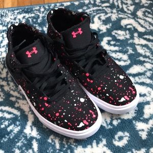 Under armour high top athletic shoes